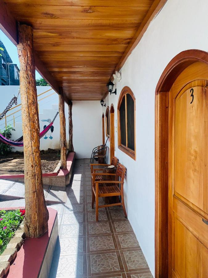 Hostal White House Galapagos Puerto Ayora  Ngoại thất bức ảnh