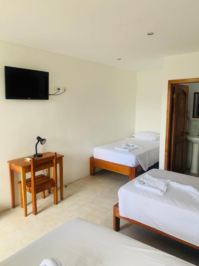 Hostal White House Galapagos Puerto Ayora  Ngoại thất bức ảnh