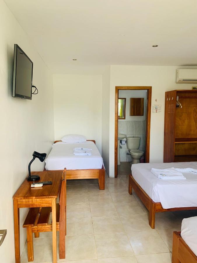 Hostal White House Galapagos Puerto Ayora  Ngoại thất bức ảnh