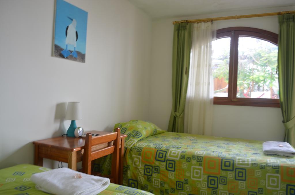 Hostal White House Galapagos Puerto Ayora  Ngoại thất bức ảnh