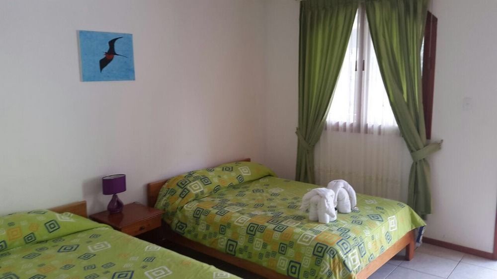Hostal White House Galapagos Puerto Ayora  Ngoại thất bức ảnh