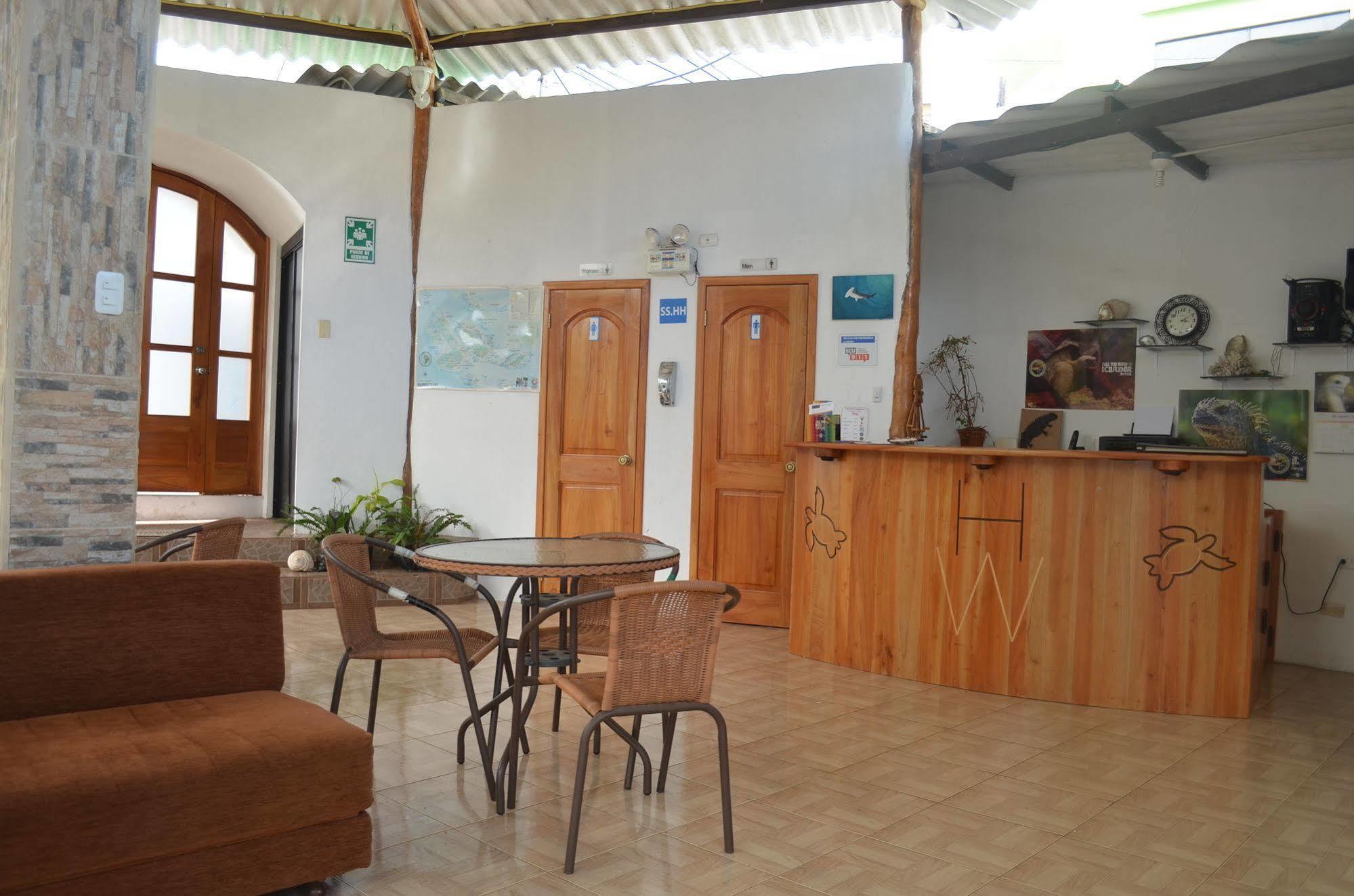 Hostal White House Galapagos Puerto Ayora  Ngoại thất bức ảnh
