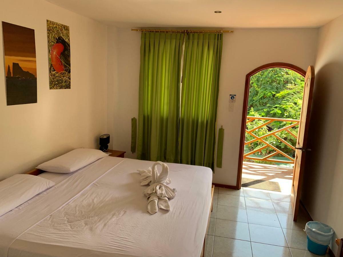 Hostal White House Galapagos Puerto Ayora  Ngoại thất bức ảnh