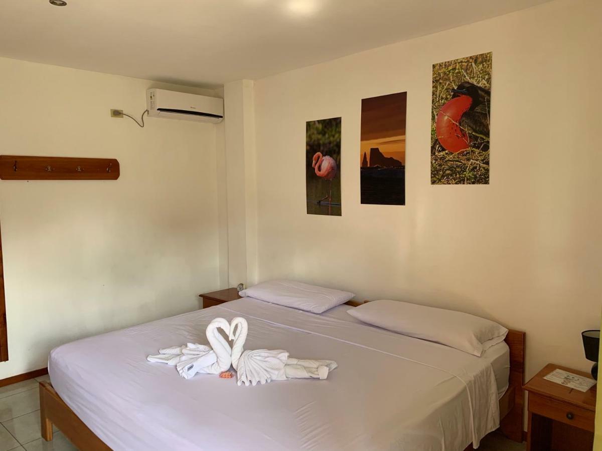 Hostal White House Galapagos Puerto Ayora  Ngoại thất bức ảnh